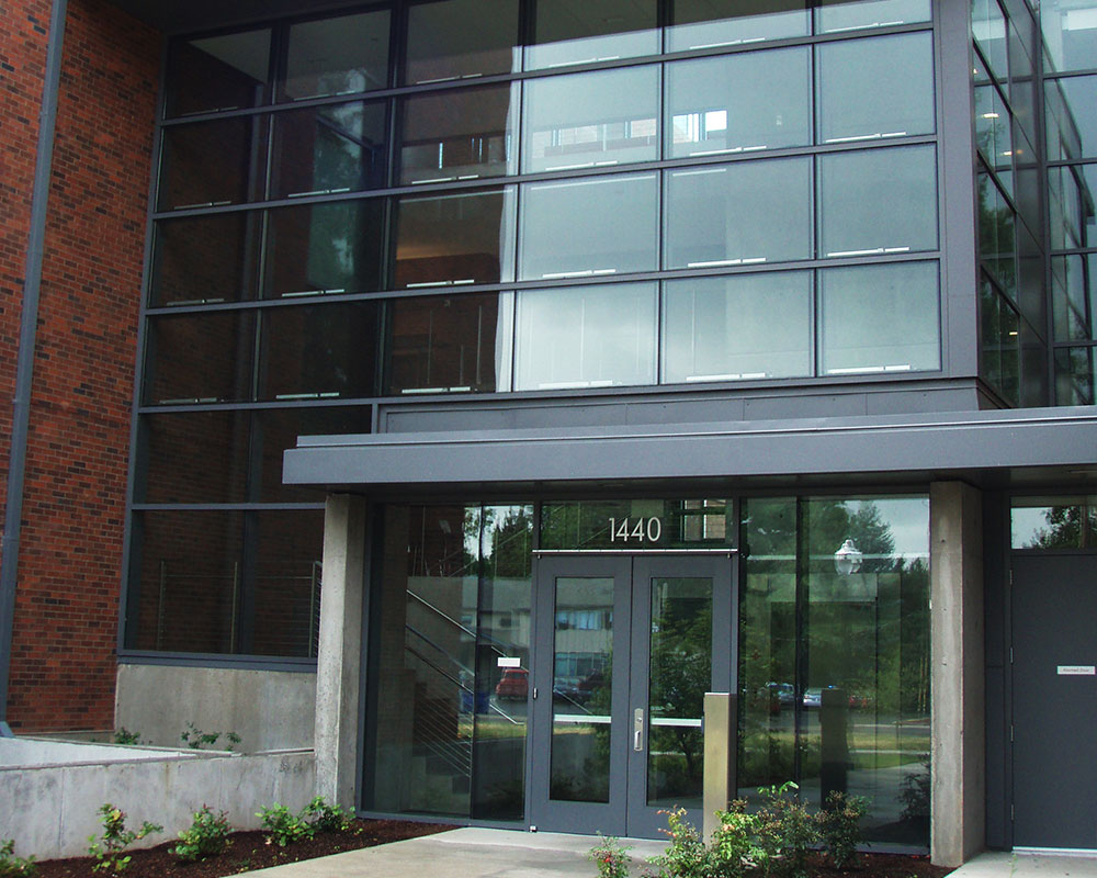 University of Oregon Lewis Integrative Science Building